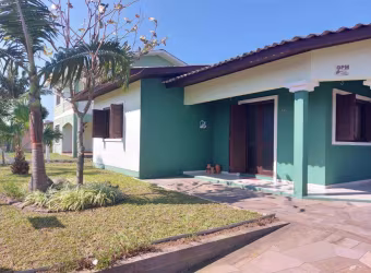Casa 03 Dorm à venda no Bairro NOVO CURUMIM - 1 vaga de garagem