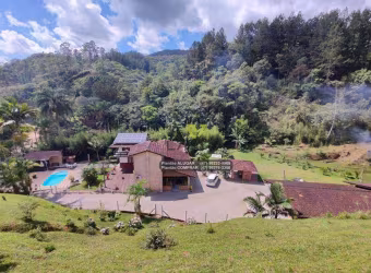 Sitio com 200.000m² Com 450m² de Àrea Construída - Bairro Lageado Alto - Guabiruba SC | La Vita Imóveis