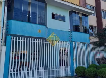 Sobrado à venda, 2 quartos, 1 suíte, 2 vagas, Parque São Paulo - Cascavel/PR