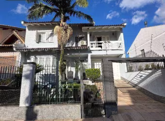 Belíssimi sobrado com 3 dormitórios à venda, 200 m² por R$ 949.990 - Vale do Sol - Cachoeirinha/RS