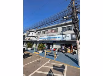 Sala comercial para locação no bairro Vila Imbuí