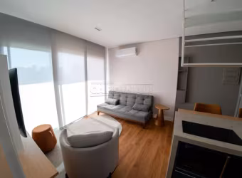 Venda de Apartamento Padrão no bairro Cambuí com 1 dormitório e 1 garagem, área útil de 38,50 m² em Campinas/SP.