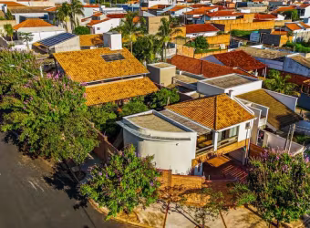 Casa com excelente localização, próximo supermercados, escola e centro