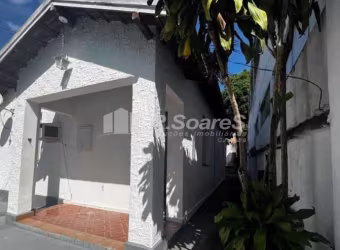 Casa com 3 quartos à venda na Rua Euzebio de Almeida, Jardim Sulacap, Rio de Janeiro, 150 m2 por R$ 500.000