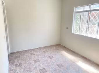 Casa de luxo à venda em São Paulo-SP, bairro Jardim Brasil: 6 quartos, 4 suítes, 5 banheiros, 2 vagas, 270m². Aproveite!