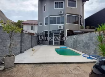 Casa com 3 quartos à venda na Rua Folha da Tarde, 56, Cristal, Porto Alegre por R$ 1.300.000
