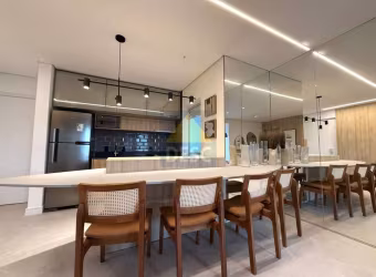 Apartamento à venda com 2 dormitórios no Ed Bora Bora na Praia Brava em Itajaí