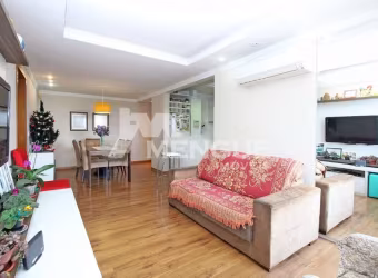 Apartamento com 3 quartos à venda na Rua Brito Peixoto, 360, Passo da Areia, Porto Alegre por R$ 700.000