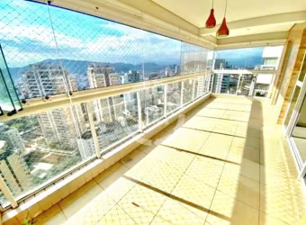 Apartamento Sofisticado com Vista Deslumbrante e Varanda Gourmet no Gonzaga, Santos