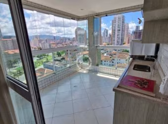 Apartamento na Pompeia com 123 M2, com 3 dormitórios sendo uma suíte + dependência de empregada completa e duas vagas de garagem.