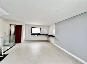 Sobrado Geminado em Vila, Ponta da Praia , 02 suítes.