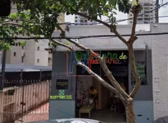 Excelente Ponto Comercial no bairro da Vila Pompéia, com 160 m²  a.c., 210 m² terreno , 7 m de testada. ZONEAMENTO: ZEU. REF: 18.169