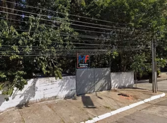 Excelente Terreno localizado no Jardim Aeroporto, com 1.500 m² de área total, duas frentes de 50 e 30 metros. ZONEAMENTO: ZM. Aceita permuta. REF: 19.887