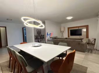 Excelente  Apartamento 3 dormitórios, (1 suíte), 173,87 a.u. , 1 quarto de serviço, 1 vaga.  Praia do Guarujá, Centro. REF 20.739