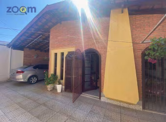 Casa com 3 dormitórios à venda, 184 m² por R$ 850.000,00 - Vila Maria Luiza - Jundiaí/SP