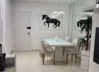 Venda Apartamento Santos SP - mAr dOce lAr Venha se encantar com este charmoso apartamento no coração da cidade, com planejados, no bairro do Pompéia.