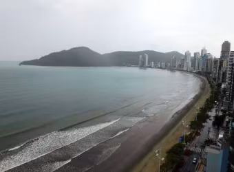 Apartamento de 170 metros quadrados no bairro Barra Sul com 3 quartos
