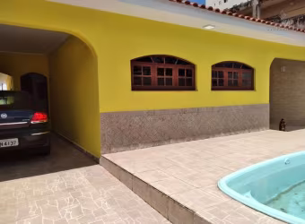 LINDA CASA ISOLADA NO BALNEÁRIO FLÓRIDA - PRAIA GRANDE/SP