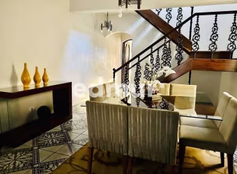 Casa com 4 quartos à venda no Utinga, Santo André  por R$ 800.000