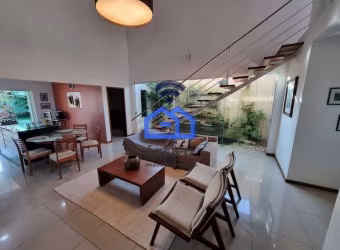 Sobrado à venda no bairro Pontal de Santa Marina - 4 dormitórios, sendo 1 suíte, sala com 2 ambient