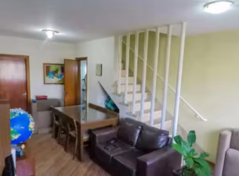 Linda Casa à venda na Vila Mariana com 145m²  2 Drom 2 banheiros 1 vaga!