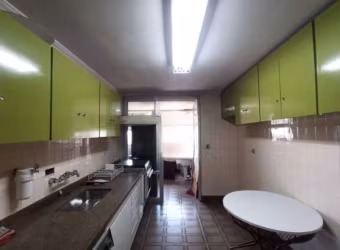 Apartamento Para Reforma à Venda, 110m2, 3 dormitórios, 3 banheiros, 2 Vagas, Vila Olímpia