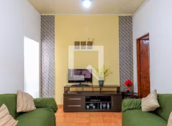 Casa à Venda - Chácara Santo Antonio, 2 Quartos,  150 m2