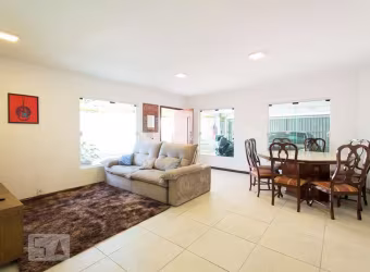 Casa à Venda - Bosque da Saúde, 4 Quartos,  280 m2
