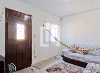 Casa à Venda - Jardim Peri, 3 Quartos,  250 m2