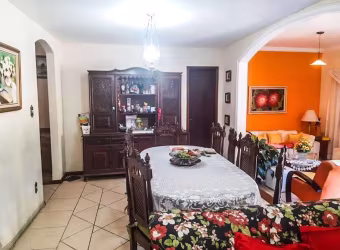 Excelente casa à venda no bairro São João Batista, em Volta Redonda!!