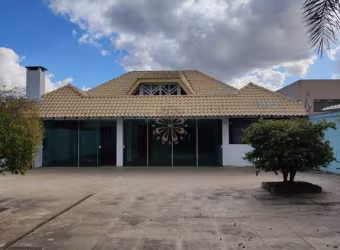 Casa com 2 quartos para alugar na Rua Bartolomeu Lourenço de Gusmão, 1098, Hauer, Curitiba, 133 m2 por R$ 4.500