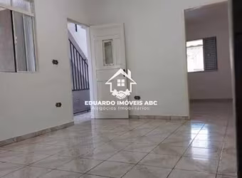 REF 9913- 2 Casas no mesmo terreno. Ótima localização- Santo André