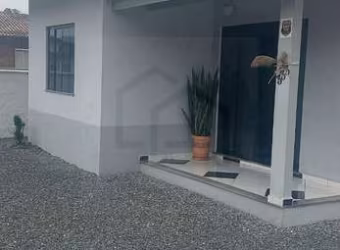 CASA SOLTA DE 3 DORMITÓRIOS