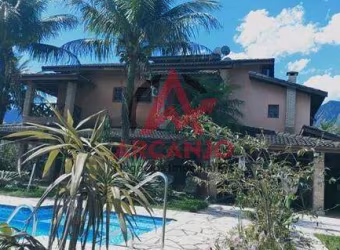 Casa a Venda em Bertioga com 5 Dormitórios