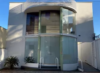 Excelente imóvel comercial para venda ou locação, Alto da Boa Vista, 30m da Fiusa, 2 andares, 5 vagas de garagem, 387m²