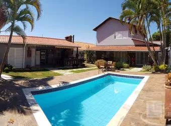 Lindo sobrado para venda na City Ribeirão, ótimo acabamento, 4 dormitorios 1 suite, varanda gourmet, piscina, amplo quintal em 330 m2 construidos