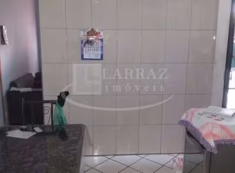 Casa para venda na Vila Virginia proxima da Monteiro Lobato, 4 dormitorios, 2 casas podendo ser divididas em 125 m2 de area total.