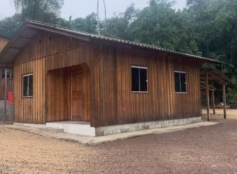Casa com 2 quartos para alugar no Centro, Guabiruba , 60 m2 por R$ 1.000