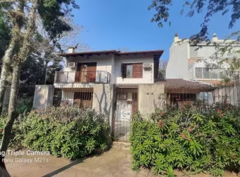 Casa 4 dormitórios 2 suites com piso aquecido  living 3 ambientes com lareira sala de jantar cozinha copa banheiro social lavabo  churrasqueira ,escritório ,  piscina vestiário canil  academia  e um p