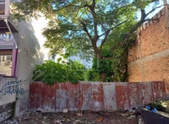 Terreno em Porto Alegre, no bairro Tristeza, à venda.
