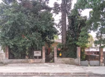terreno com 605m², 11m de frente e 55m de frente a fundos.