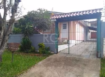 Casa para Venda - 98m², 2 dormitórios, 3 vagas - Espirito Santo
