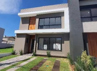 Casa Condominio em Porto Alegre, no bairro Ipanema, com 3 dormitório(s), e 3 banheiros, à venda.