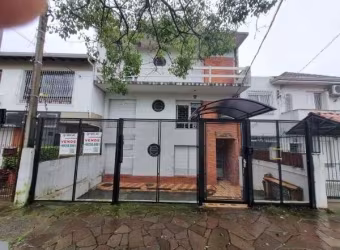 Apartamento JK em Porto Alegre, no bairro Medianeira, com 1 dormitório(s), e 1 banheiros, à venda.