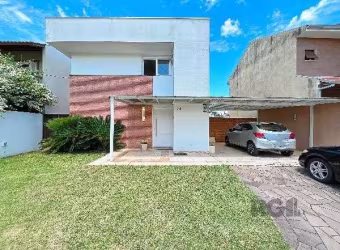 Casa em Porto Alegre, no bairro Hípica, com 3 dormitório(s), e 3 banheiros, à venda.