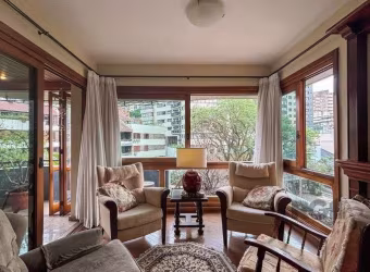 Vende-se luxuoso apartamento 3 quartos com suíte, churrasqueira, dependência completa -  143m² - Bela Vista