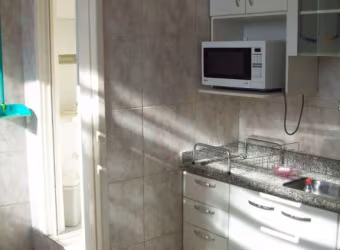 Apartamento em excelente estado reformado com 2 dormitórios