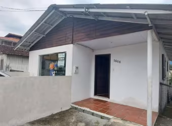 Casa com 3 quartos à venda na Serraria, São José  por R$ 430.000