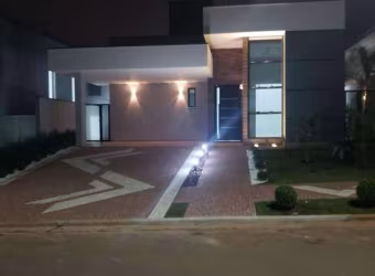 Casa à venda em Paulínia, Condomínio Terras do Cancioneiro, com 3 suítes, com 195.47 m²