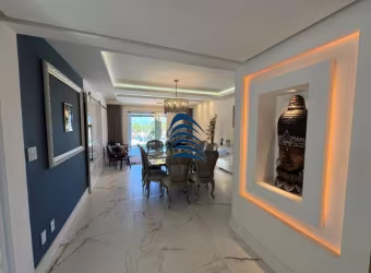 GOLF QUATRO RODAS - Casa Duplex - 4 suítes - Closets- Home Office - Sala de TV- ENERGIA SOLAR - Área gourmet com churrasqueira  -Piscina- Jardim - Fino acabamento- Porteira Fechado.